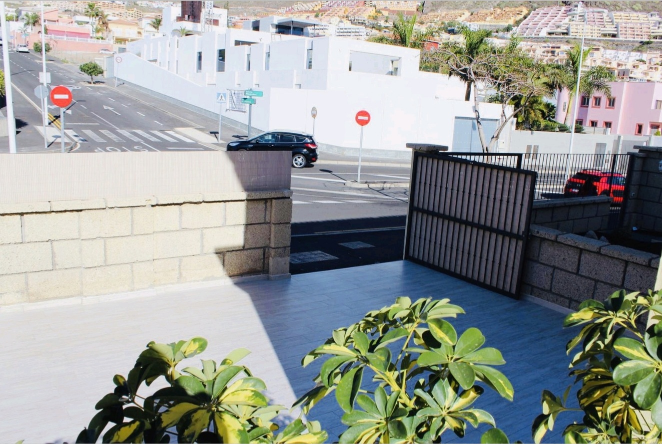 VILLAS - El MadroÃ±al